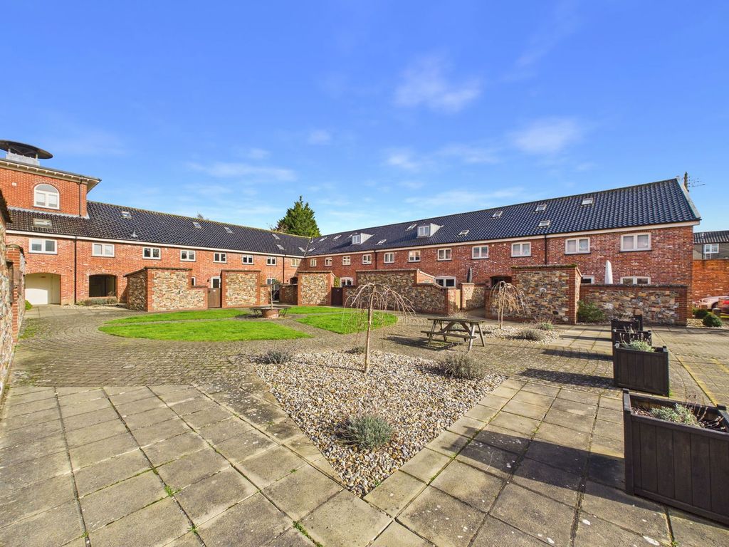Additional image 8 of 2 bed flat for saleCherry Tree Court, Diss IP22