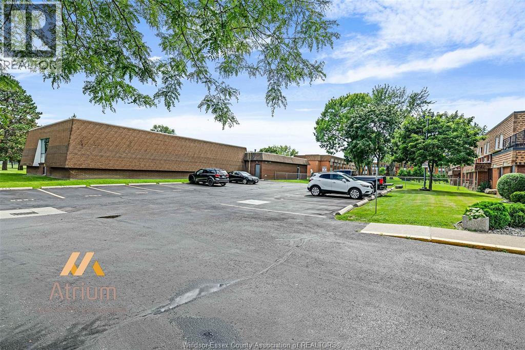 Additional image 3 of 347-6555 Thornberry Crescent, Windsor, ON, N8T3A6