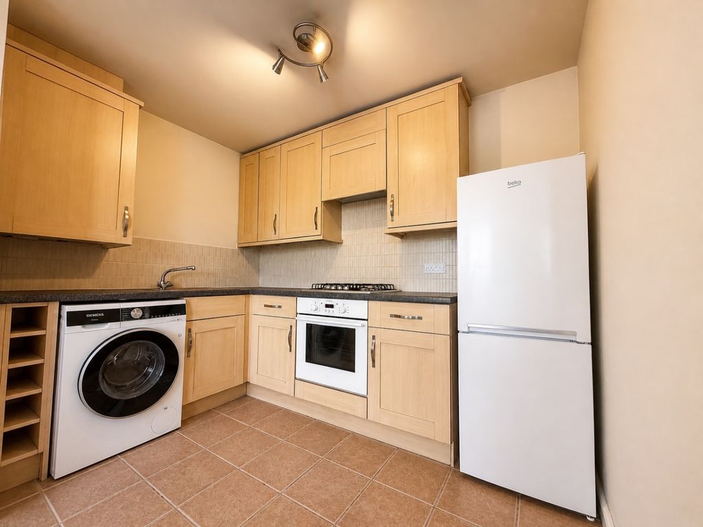 Additional image 4 of 2 bed flat for saleFriary Wall, Horsepond Lane, Friarn Street, Bridgwater, Somerset TA6