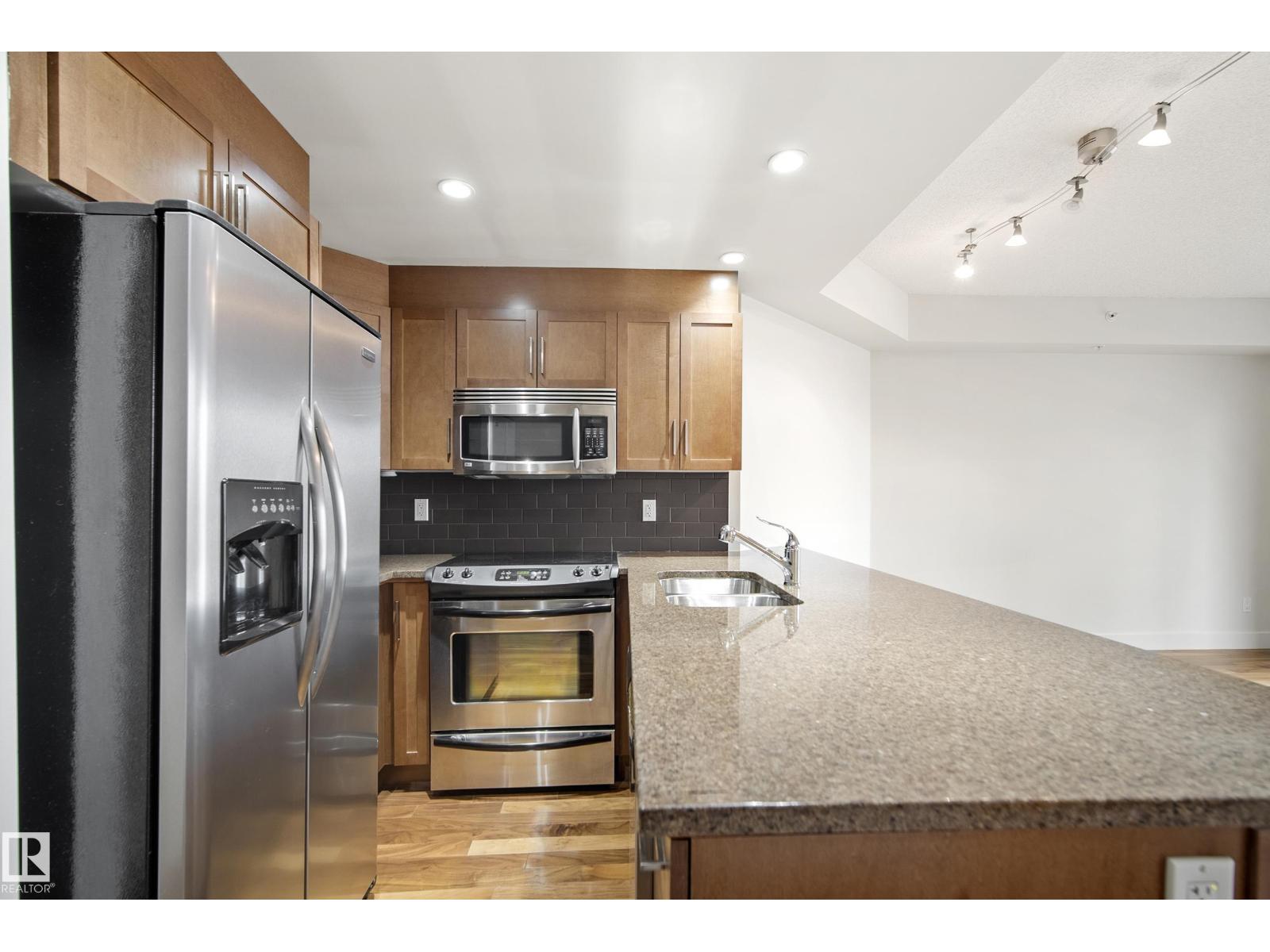 Additional image 4 of 401-11933 Jasper Avenue NW, Edmonton, AB, T5K0P1