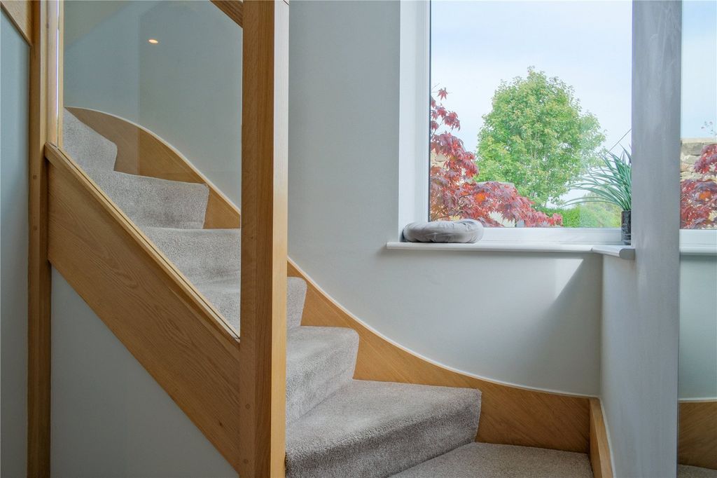 Additional image 11 of 5 bed detached house for saleSouthcott Road, Bideford, Devon EX39