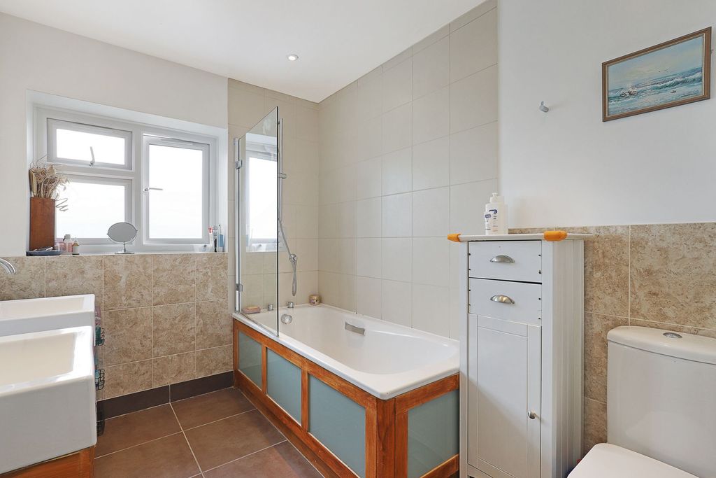 Additional image 7 of 4 bed semi-detached house for saleDevon Close, Buckhurst Hill IG9