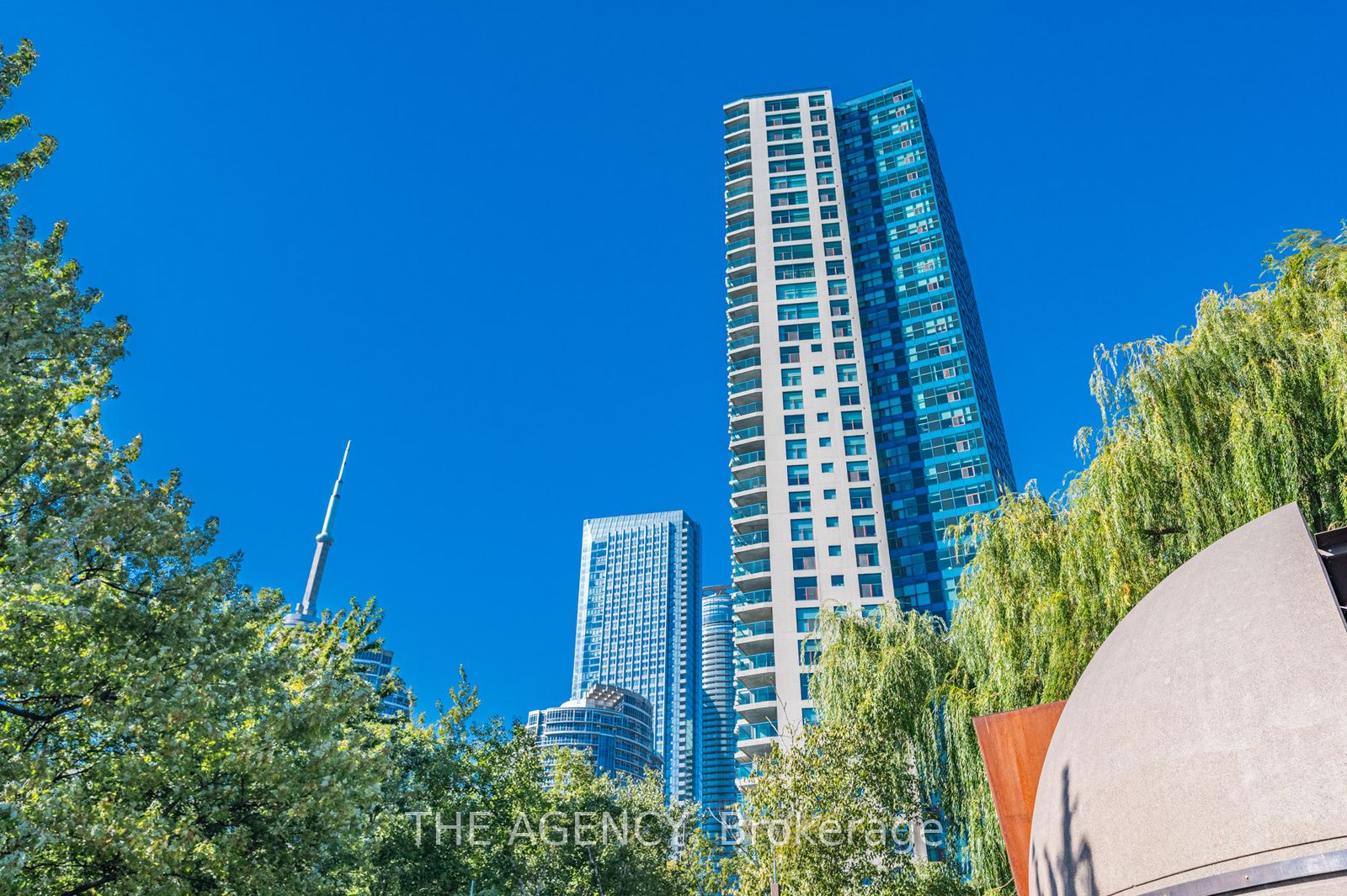 Additional image 2 of 606-99 Harbour Square, Toronto, ON, M5J 2H2