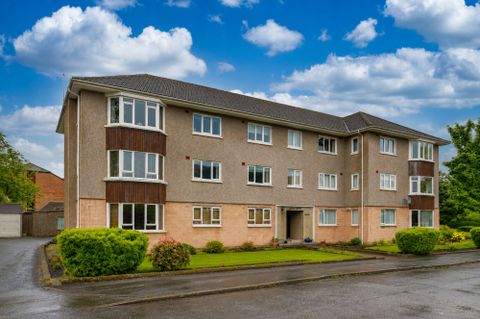 Castle Court, Broomhill Avenue, Newton Mearns G77
