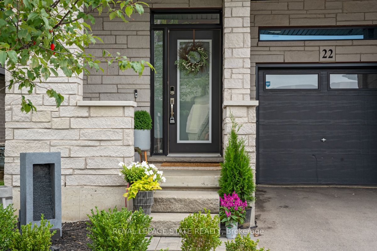 22-35 Midhurst Heights, Hamilton, ON, L8J 0K9 photo 3