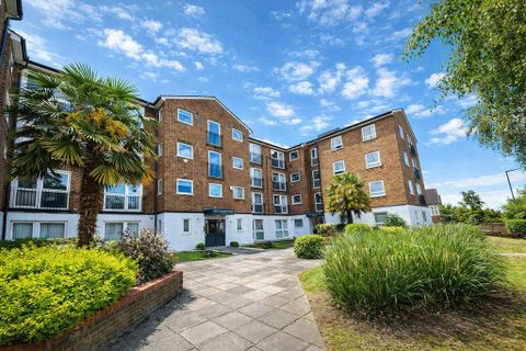 Downhurst Court, Parson Street, Hendon, London NW4