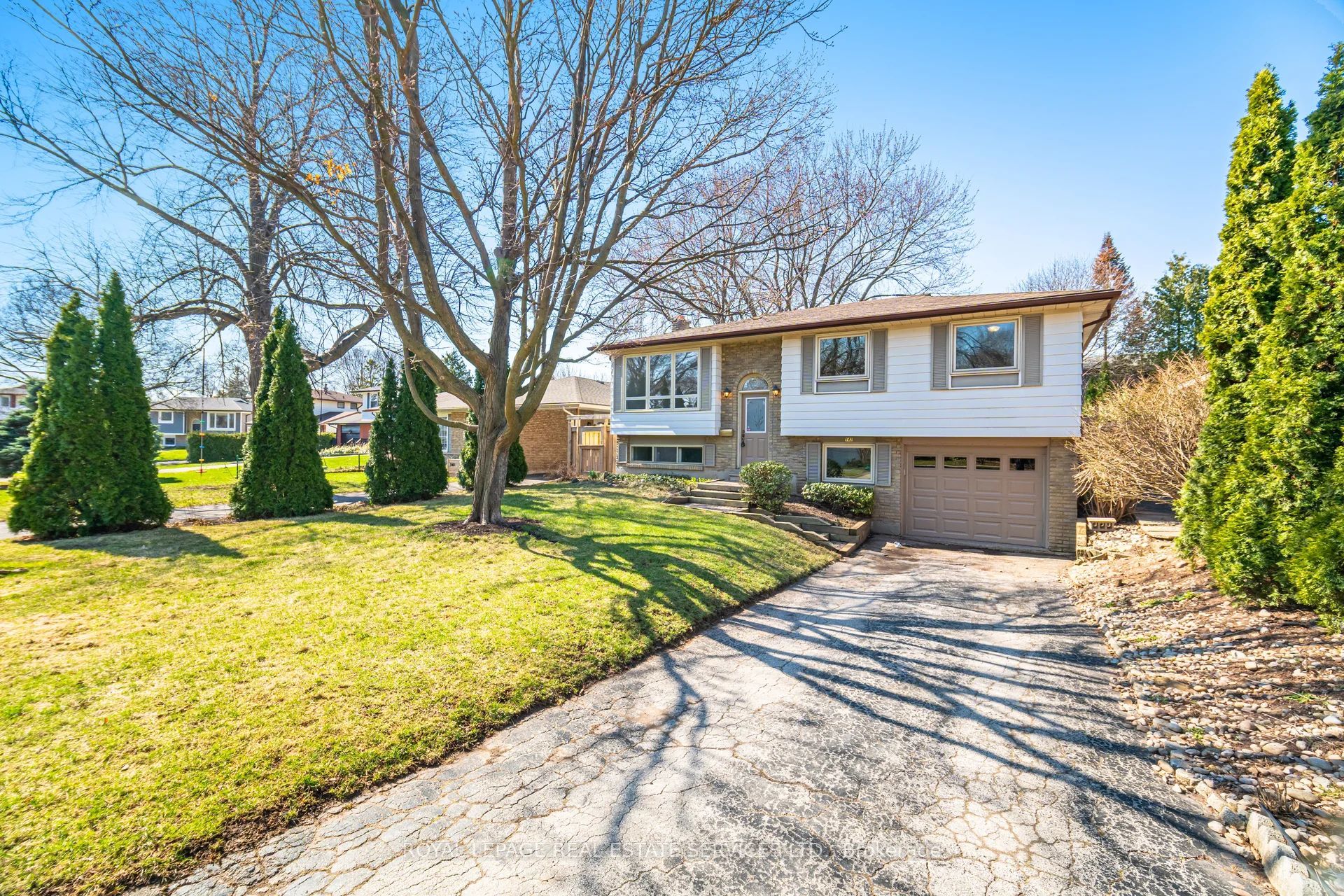 Additional image 2 of 142 Osborne Crescent, Oakville, ON, L6M 1G1