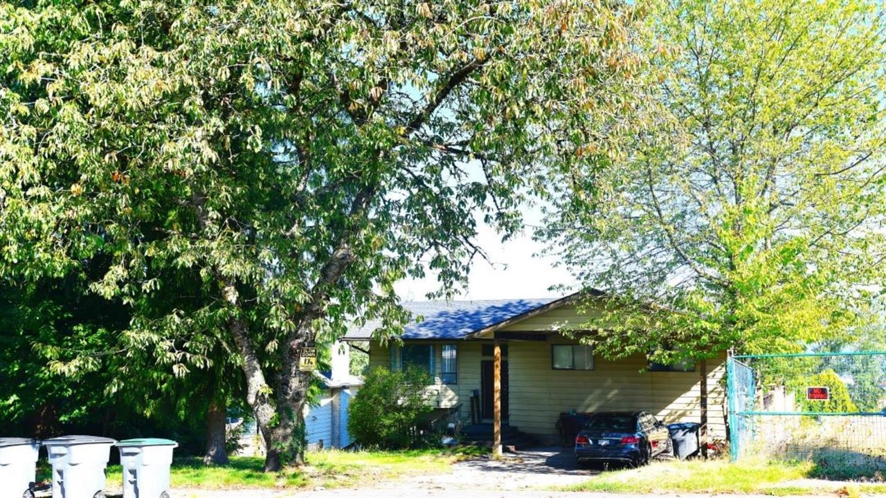 13495 113 Avenue, Surrey, BC, V3R 6S9