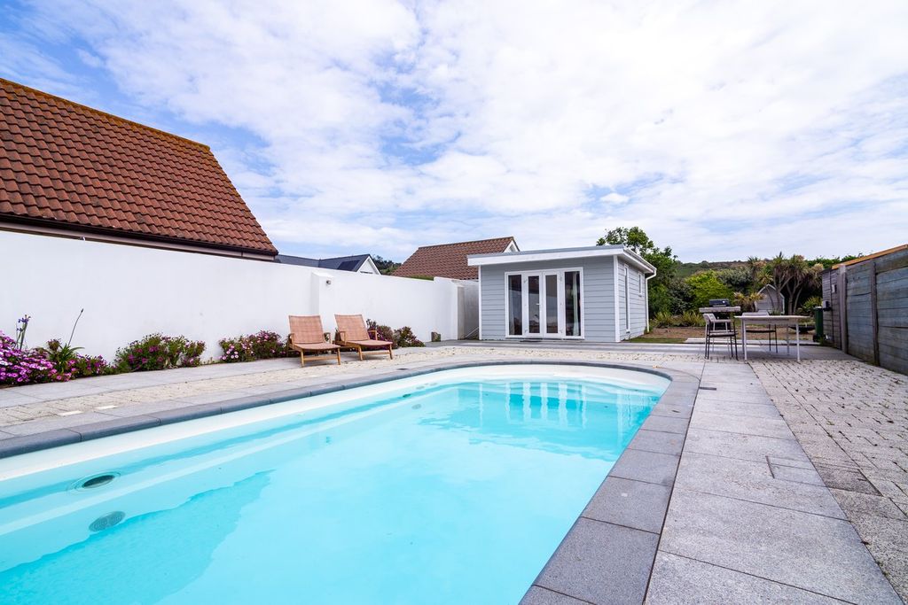 Additional image 2 of 2 bed bungalow for saleLa Grande Route Des Mielles, St. Ouen JE3