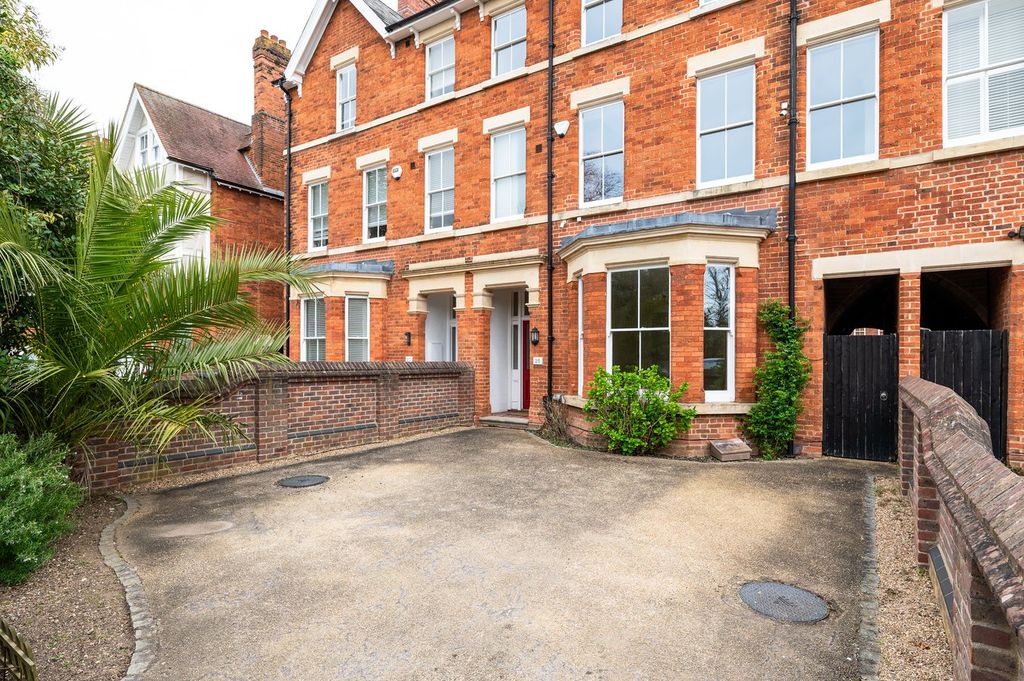 Additional image 24 of 6 bed town house for saleLansdowne Road, Bedford MK40