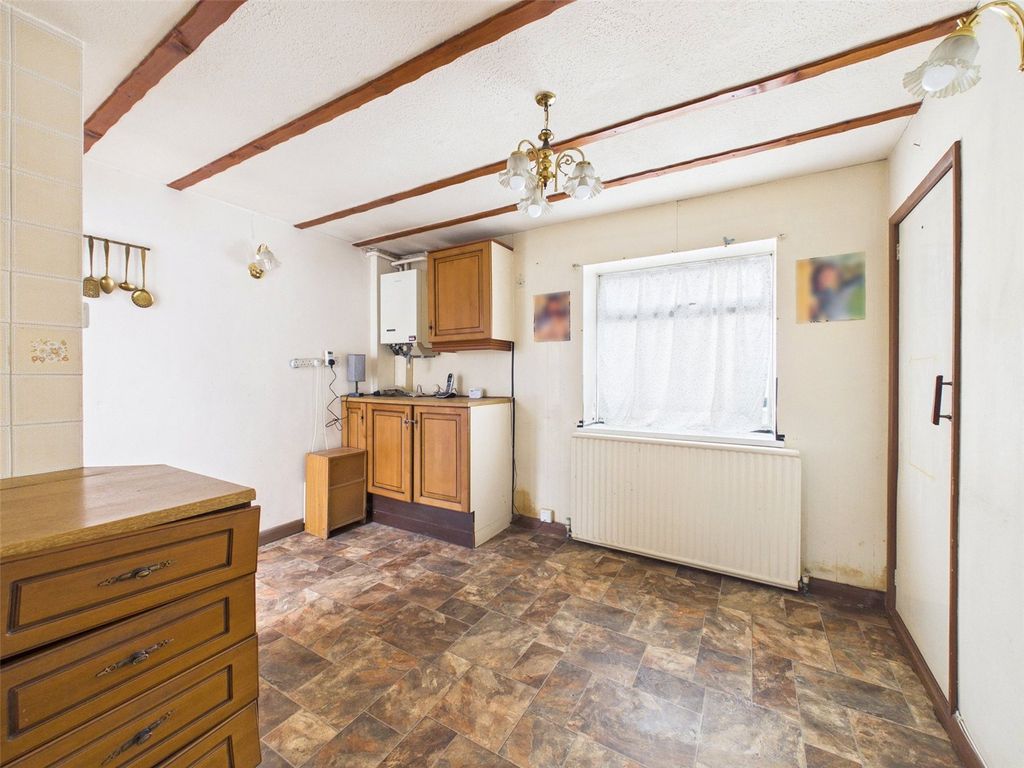 1 bed flat for saleBurn View, Bude, Cornwall EX23 photo 5