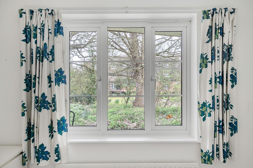 Additional image 15 of 2 bed flat for saleRiver View Terrace, Abingdon OX14