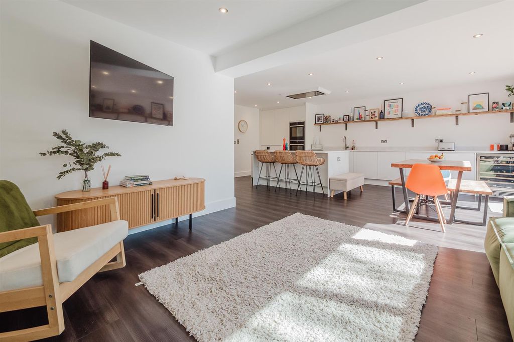 Additional image 10 of 4 bed semi-detached house for saleAlbert Place, Altrincham WA14
