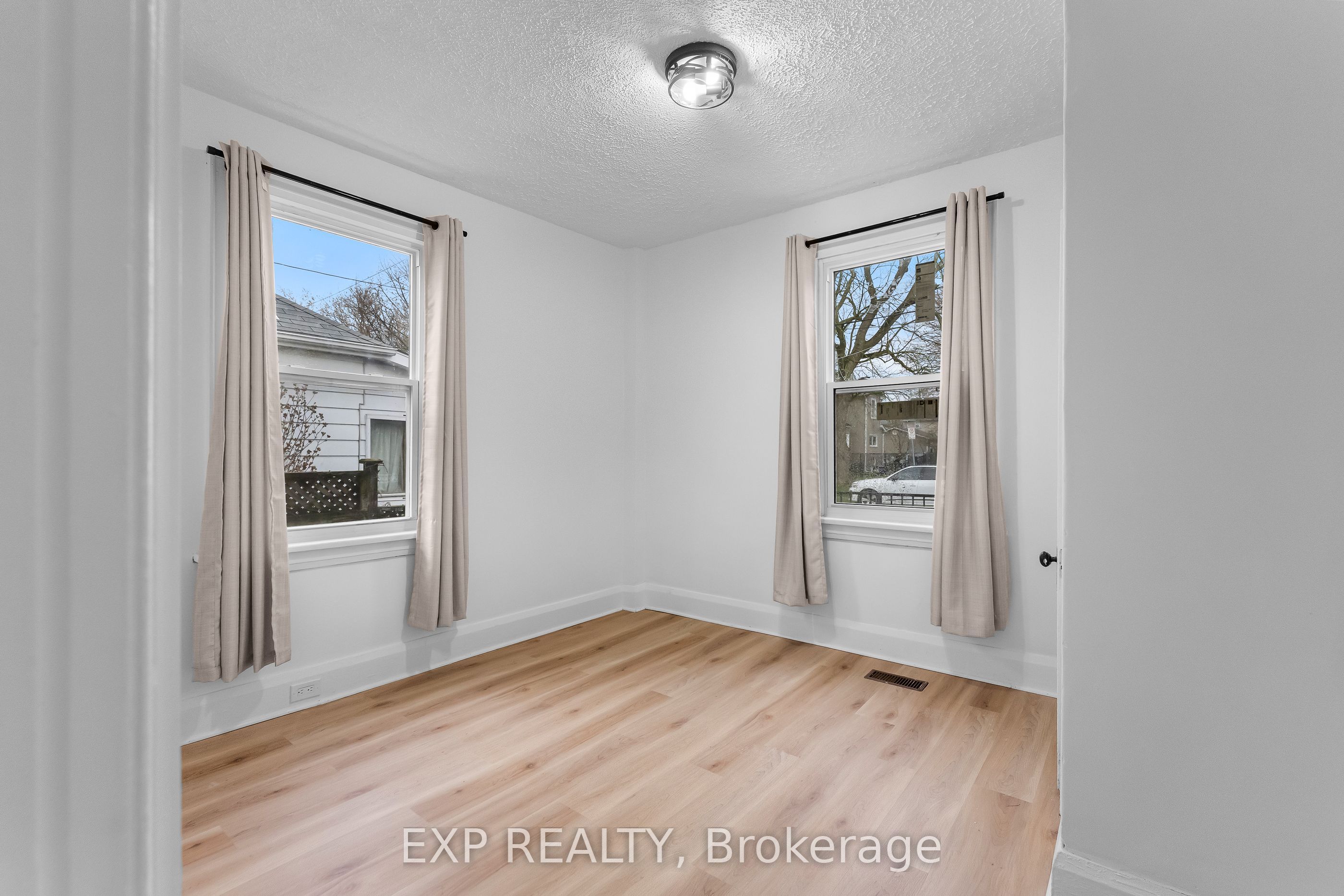 Additional image 6 of 1-6367 High Street, Niagara Falls, ON, L2G 1M9