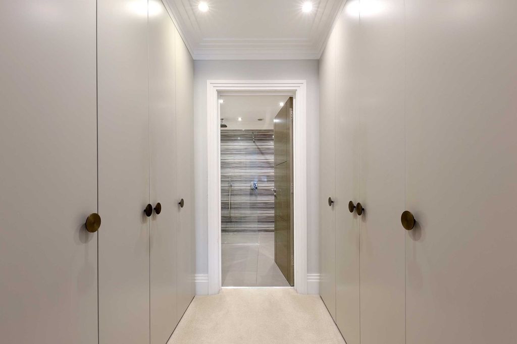 Additional image 14 of 4 bed semi-detached house for saleCandlemas Lane, Beaconsfield, Buckinghamshire HP9