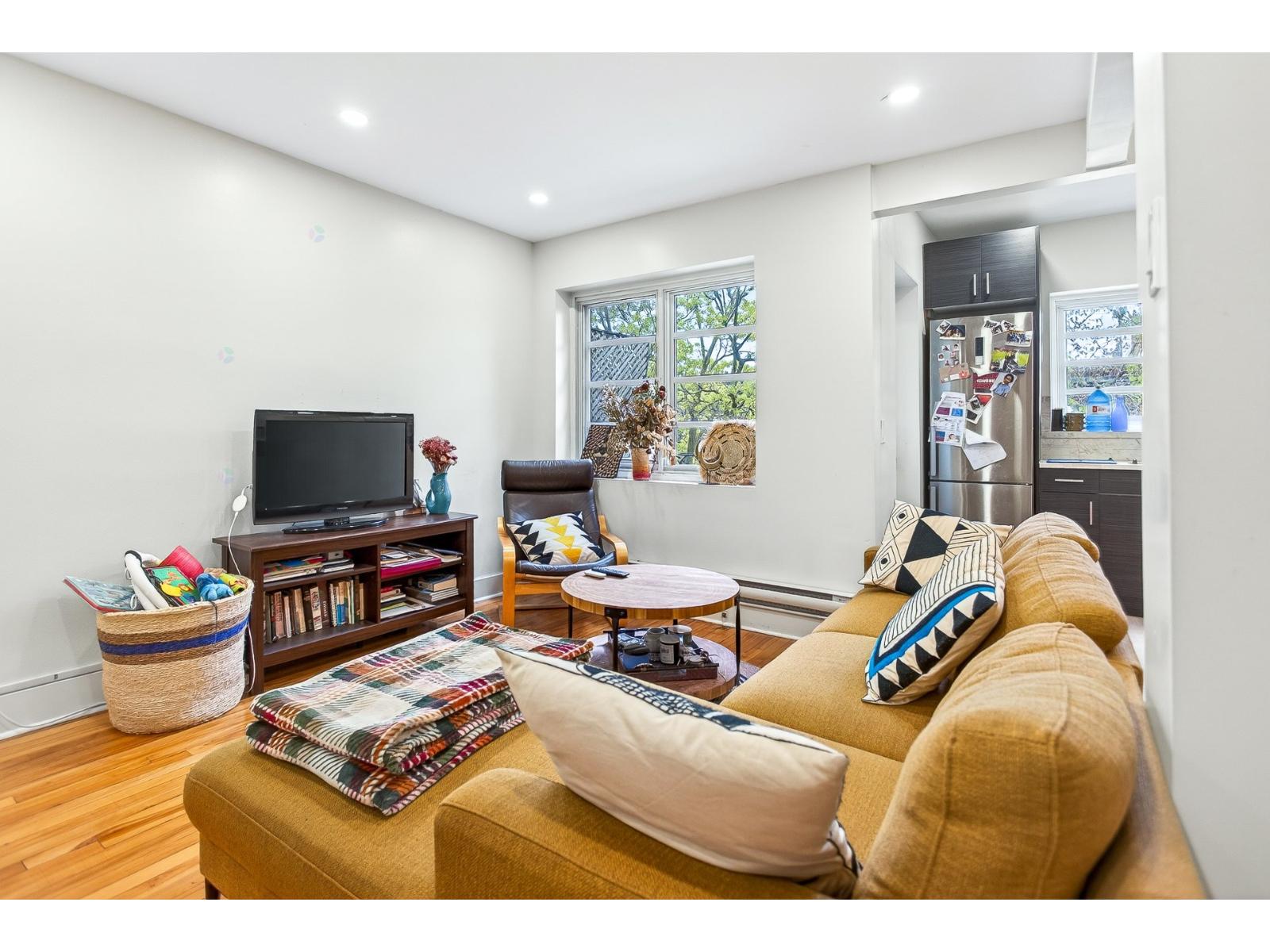 1466 Av. Ducharme