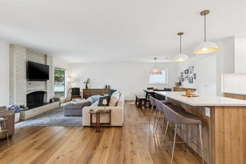 Additional image 8 of 931 Parkwood Drive SE, Calgary, AB, T2J 3W9