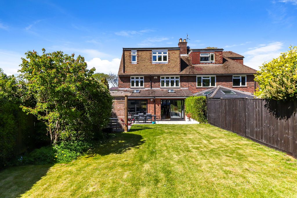 Additional image 31 of 5 bed property for saleAbbots Road, Abbots Langley WD5