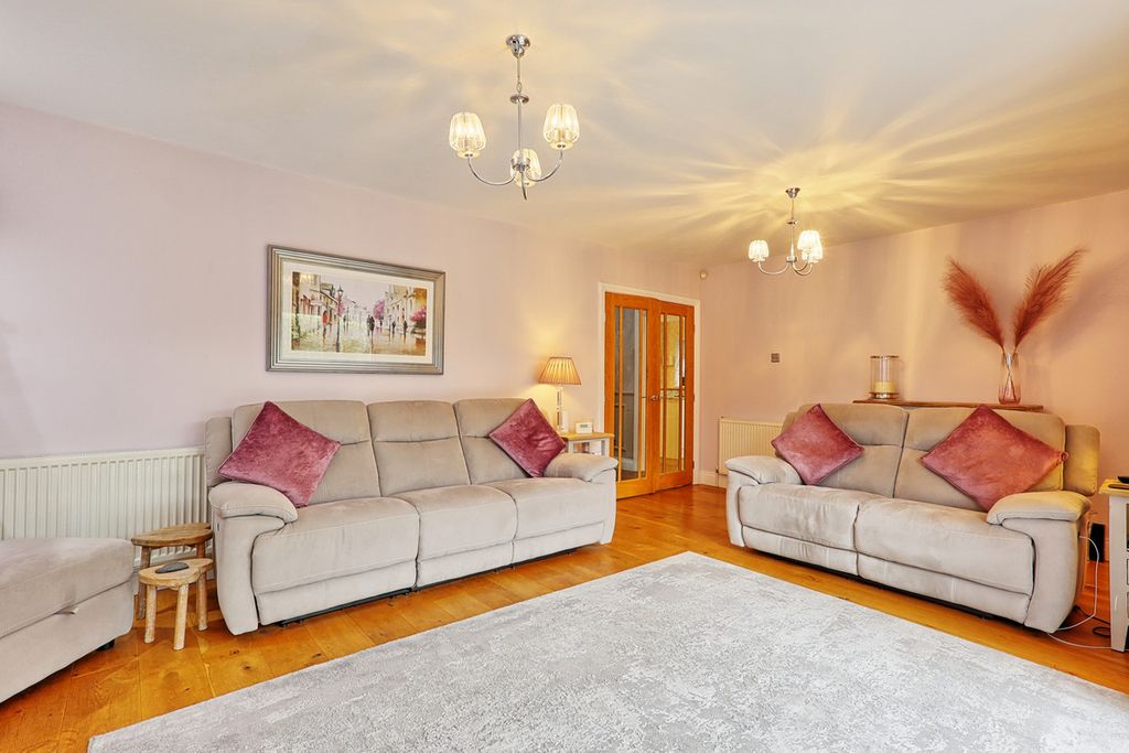 Additional image 13 of 5 bed detached house for salePrime Location - Sylvan Tryst, Billericay CM12