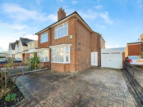 Sandringham Avenue, Leicester, Leicestershire LE4