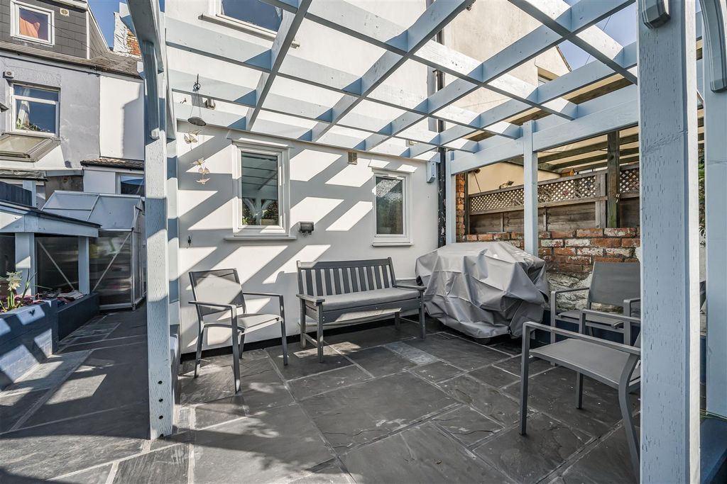 Additional image 21 of 4 bed terraced house for saleStacey Road, Cardiff CF24