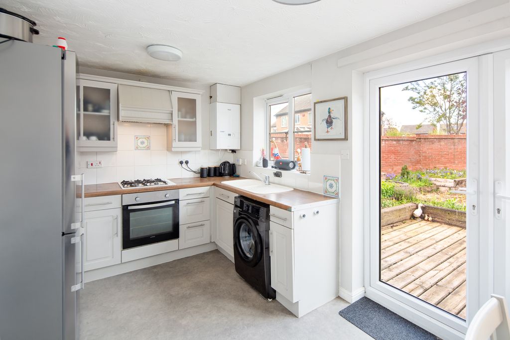 Additional image 4 of 3 bed semi-detached house for saleLily Close, Bicester OX26