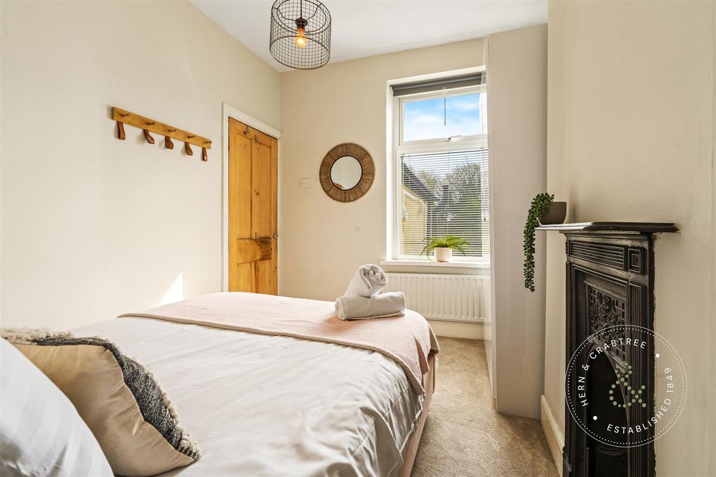 Additional image 32 of 2 bed terraced house for saleMoorland Road, Cardiff CF24