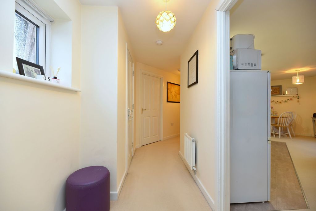 Additional image 13 of 2 bed flat for saleSanger Avenue, Biggleswade SG18