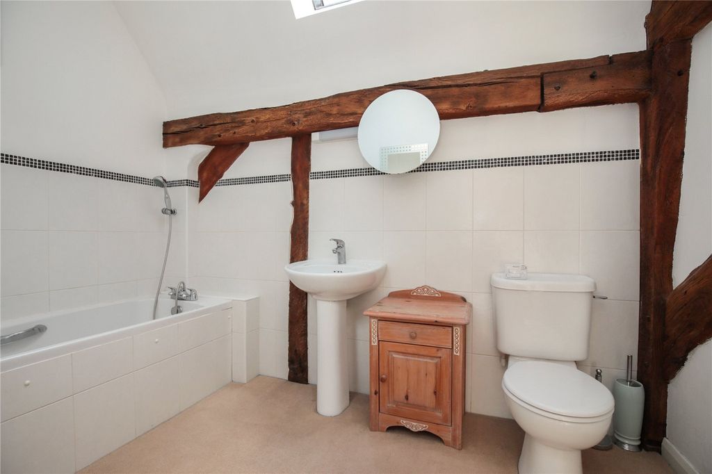 Additional image 25 of 3 bed semi-detached house for saleHatch Farm Mews, Addlestone KT15