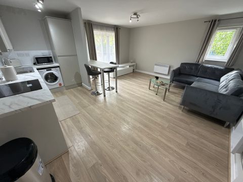 Wilbraham Road, Manchester M14