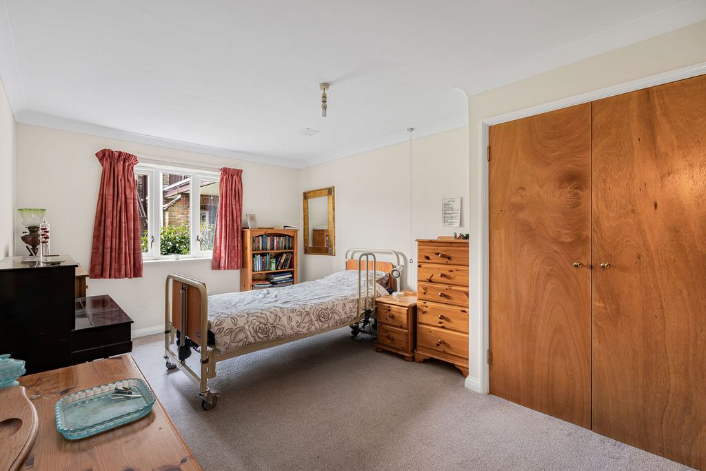 Additional image 18 of 2 bed flat for saleAdams Way, Alton, Hampshire GU34