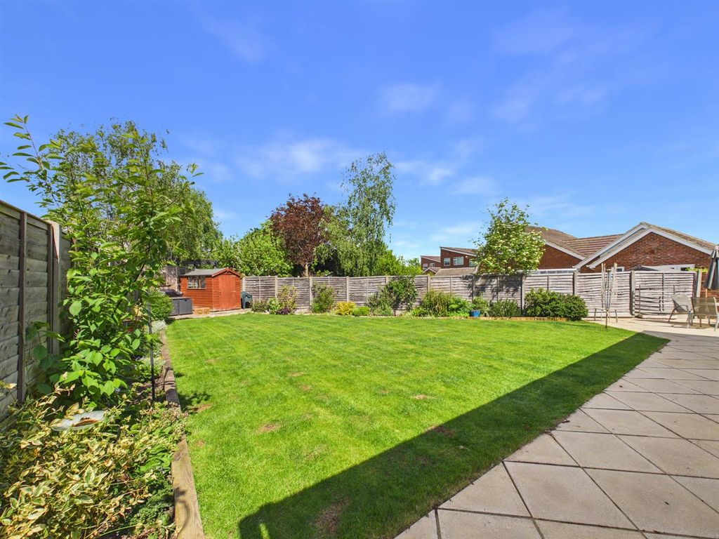 Additional image 26 of 4 bed detached house for saleLangdon Avenue, Bedgrove, Aylesbury HP21