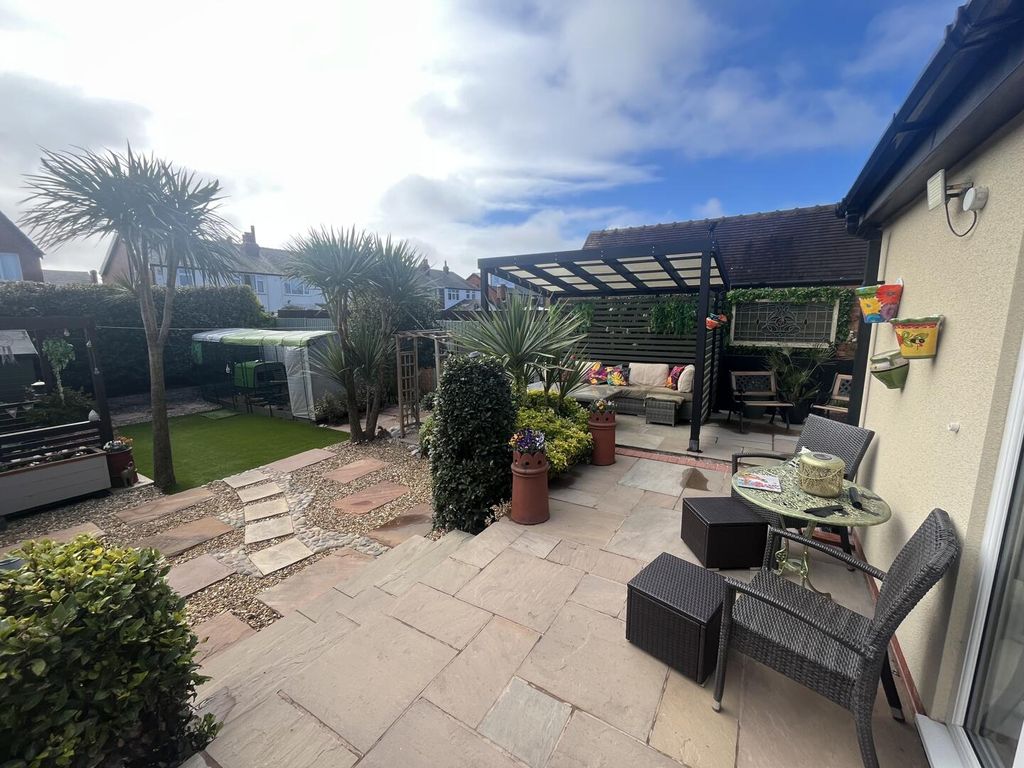Additional image 30 of 4 bed semi-detached house for saleSandhurst Avenue Lytham St. Annes, Lancashire FY8