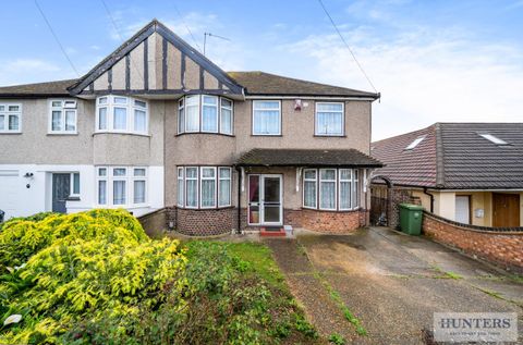 Fairford Avenue, Bexleyheath DA7