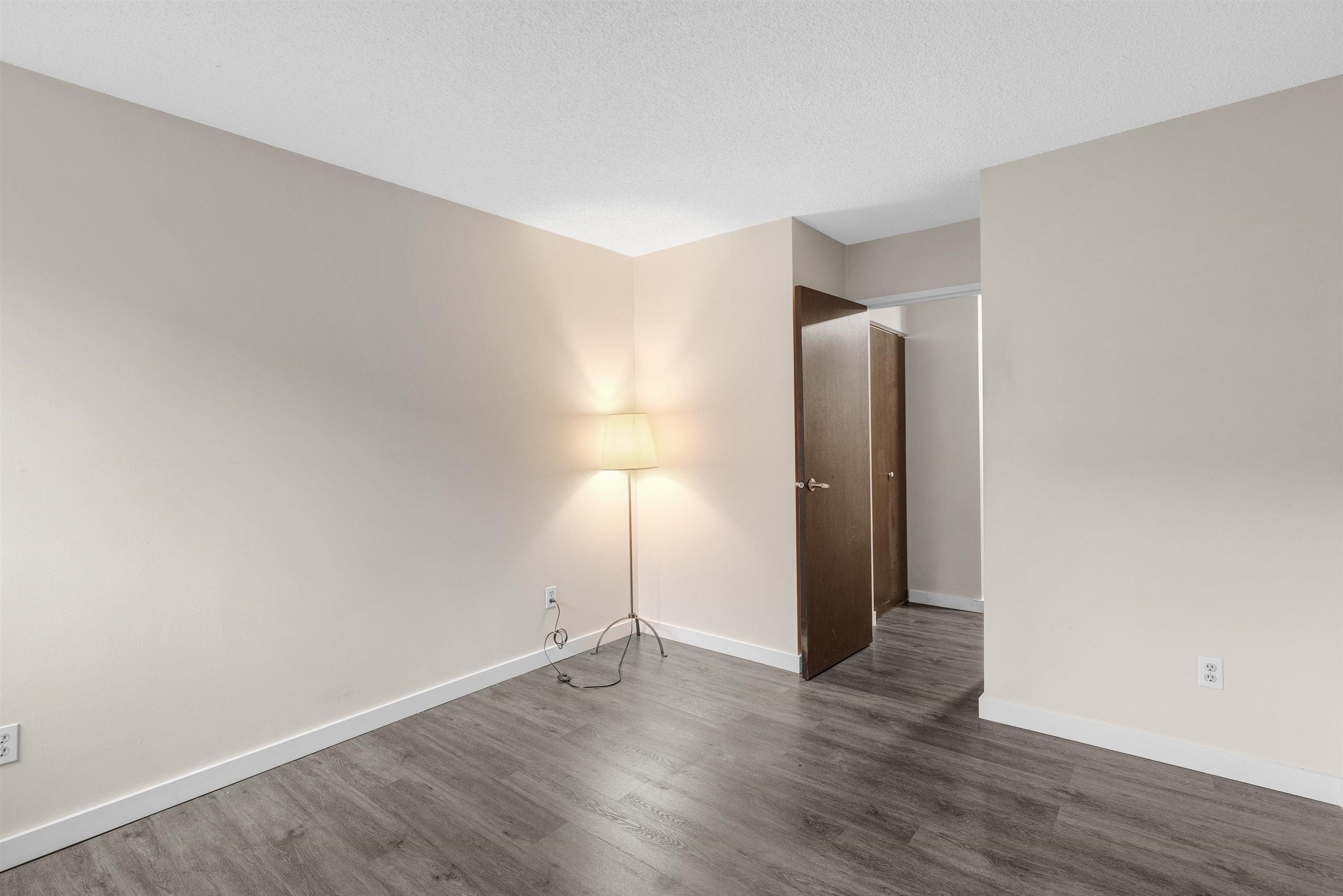 Additional image 2 of 107-1121 Howie Avenue, Coquitlam, BC, V3J 1T9
