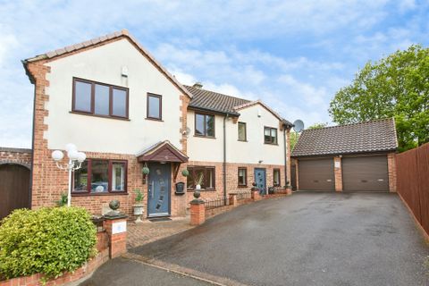 Teviot Place, Oakwood, Derby DE21