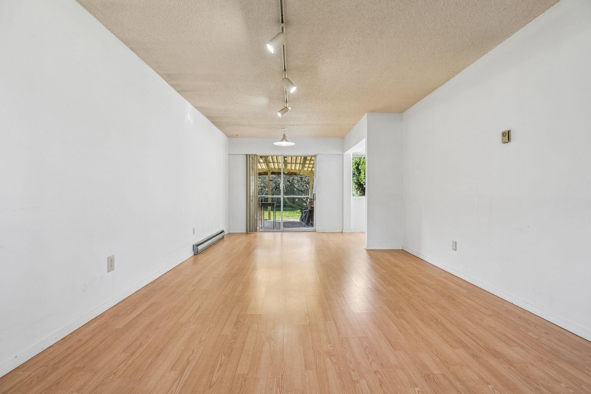 Additional image 4 of 3740 Blundell Road, Richmond, BC, V7C 1G4