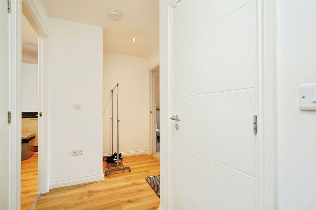 Additional image 13 of 2 bed flat for saleWesley Lane, Bicester, Oxfordshire OX26