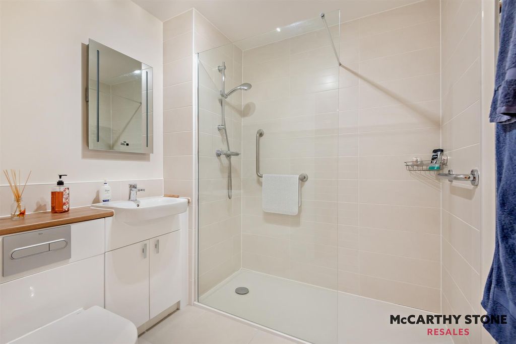 Additional image 14 of 2 bed flat for saleIsland View, Shortwood Copse Lane, Basingstoke RG23