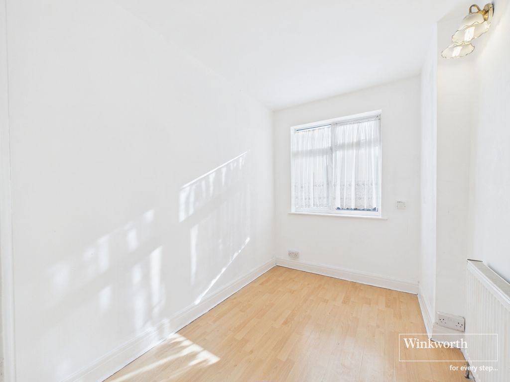 Additional image 7 of 3 bed semi-detached house for saleSt. Georges Avenue, Kingsbury, London NW9