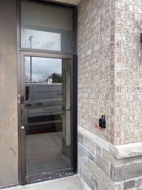 Additional image 3 of 5-56 Pennsylvania Avenue, Vaughan, ON, L4K 3V9