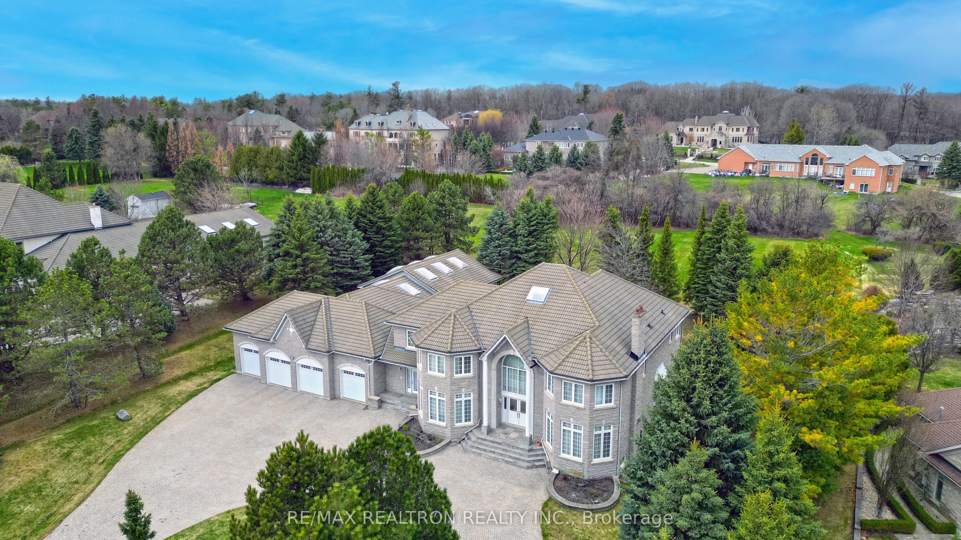 Additional image 3 of 23 Kensington Drive, Richmond Hill, ON, L4E 3M9