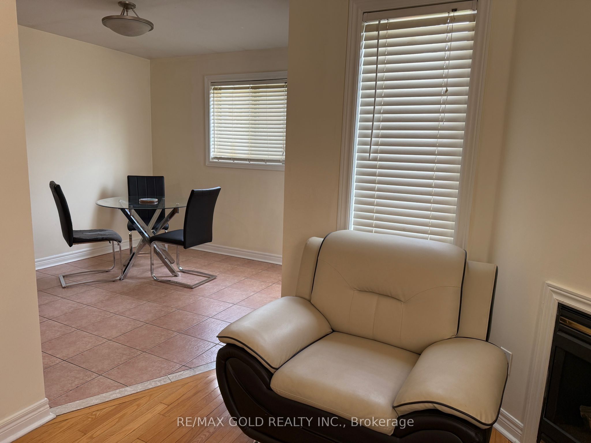 Additional image 6 of 49 Summerdale Crescent, Brampton, ON, L6X 4V9