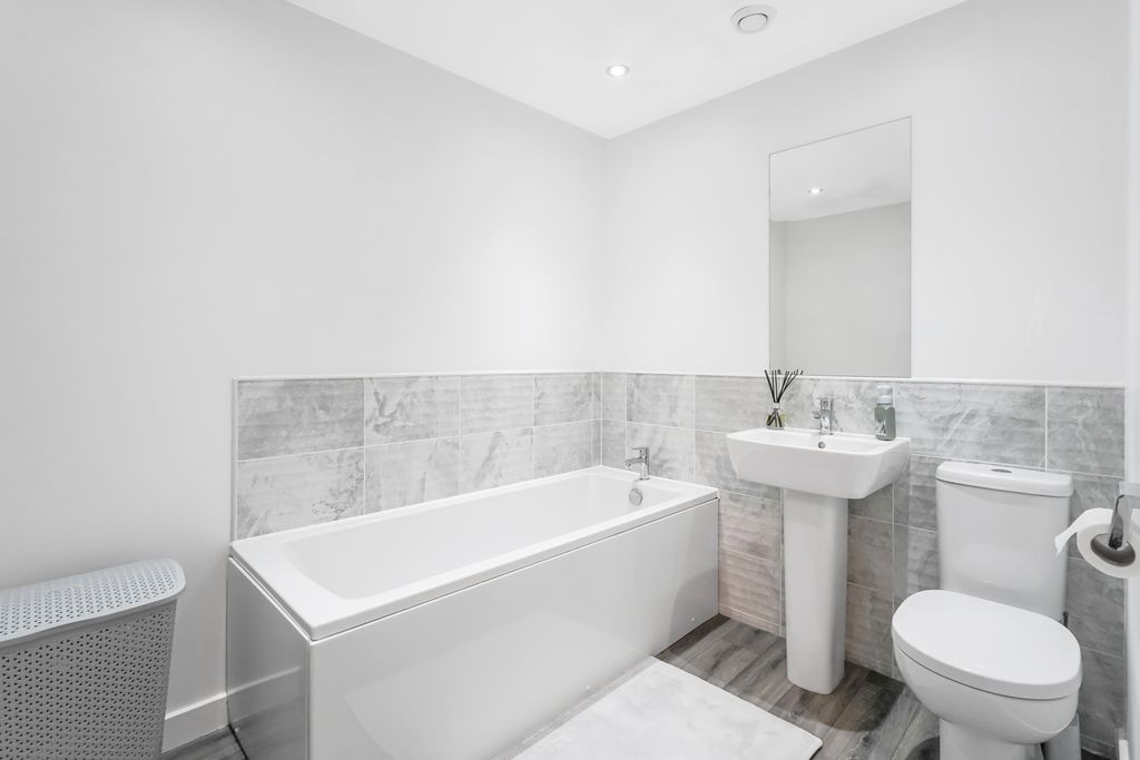 Additional image 14 of 3 bed semi-detached house for sale28 Goldeneye Drive, Liberton, Edinburgh EH17