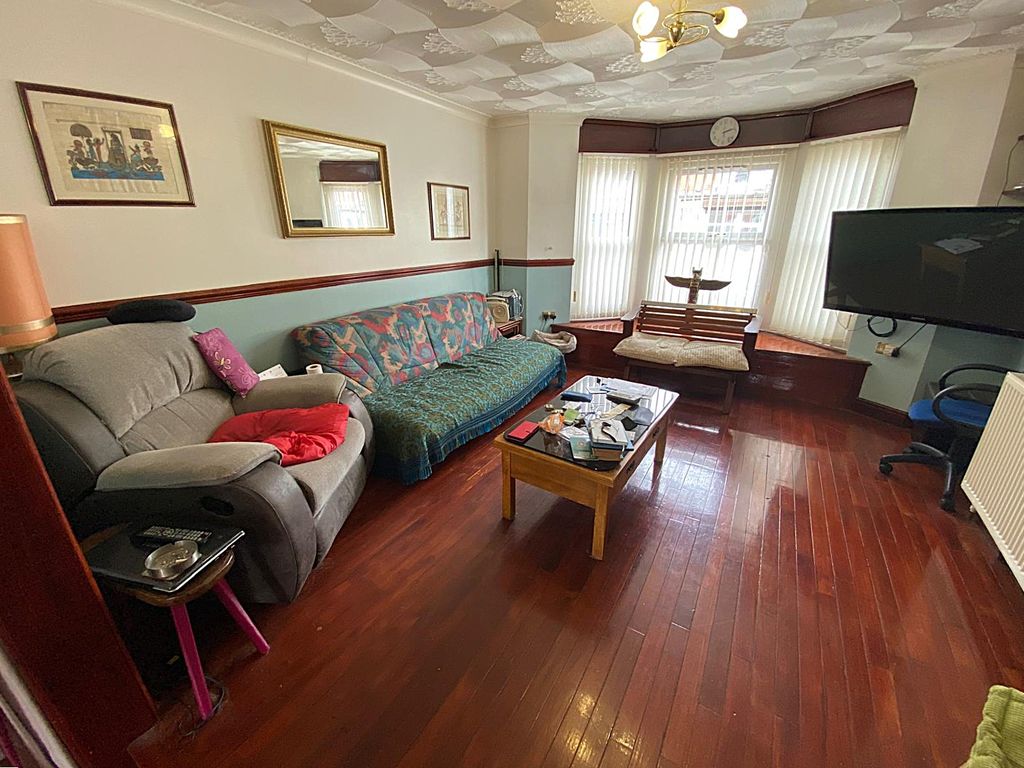 Additional image 5 of 4 bed terraced house for saleCorporation Road, Cardiff CF11