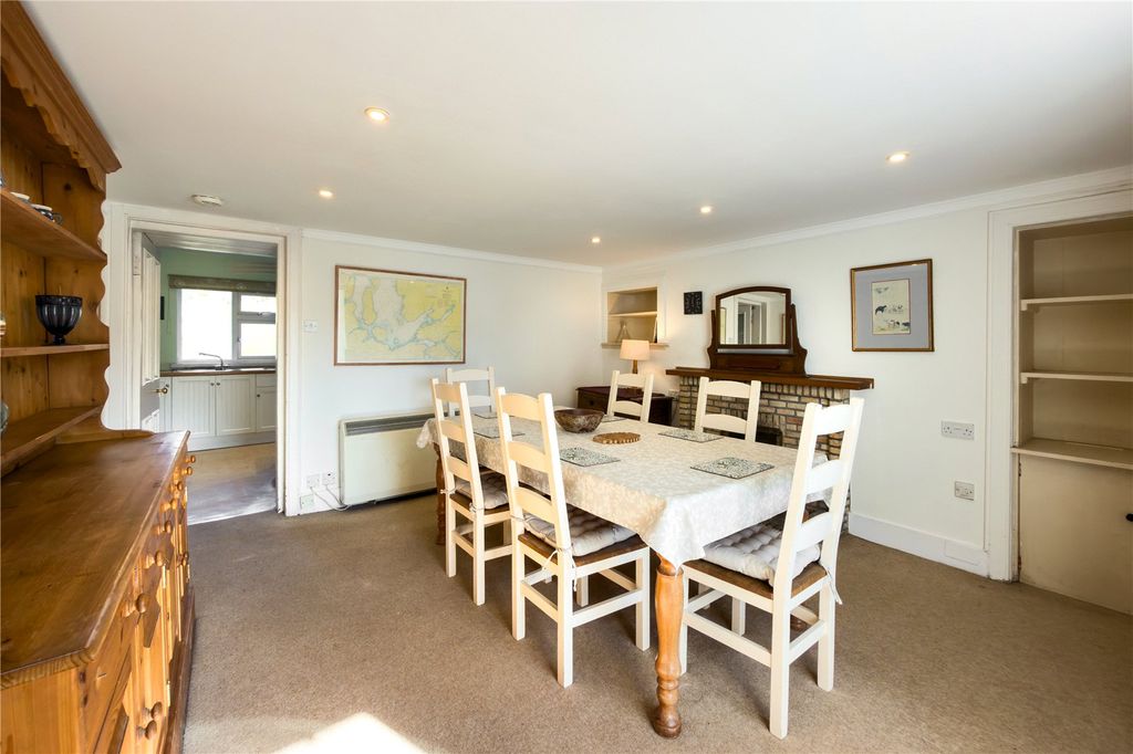 Additional image 16 of 3 bed terraced house for saleThe Pink House, Cooper Street, Plockton, Highland IV52