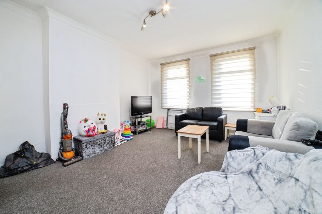 Additional image 12 of 2 bed flat for saleNottingham Road, Somercotes, Alfreton, Derbyshire DE55
