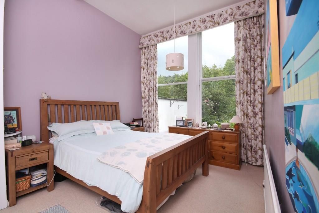 Additional image 5 of 2 bed flat for salePixham Lane, Dorking RH4