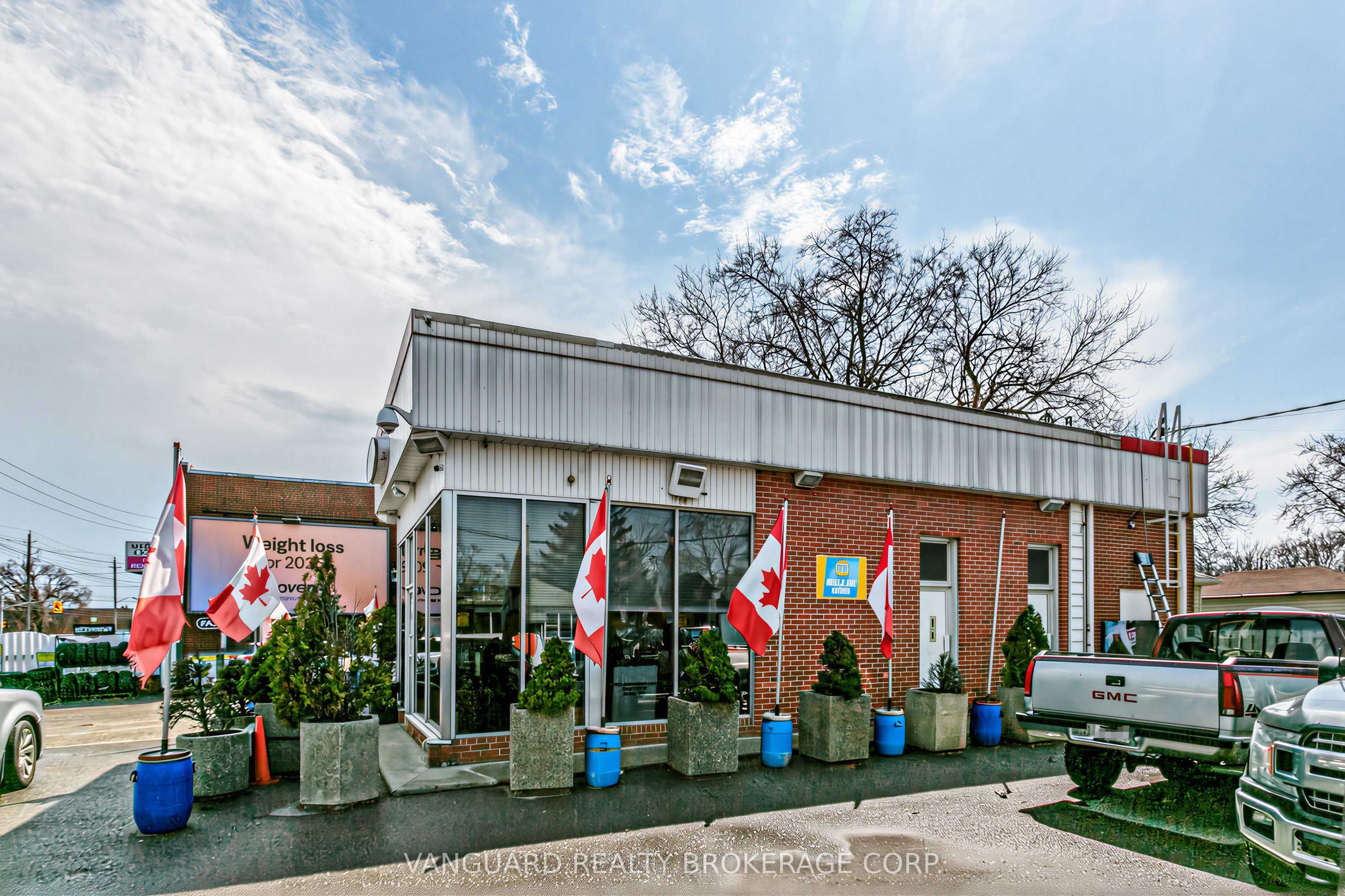 Additional image 3 of 1772 Jane Street, Toronto, ON, M9N 2T1