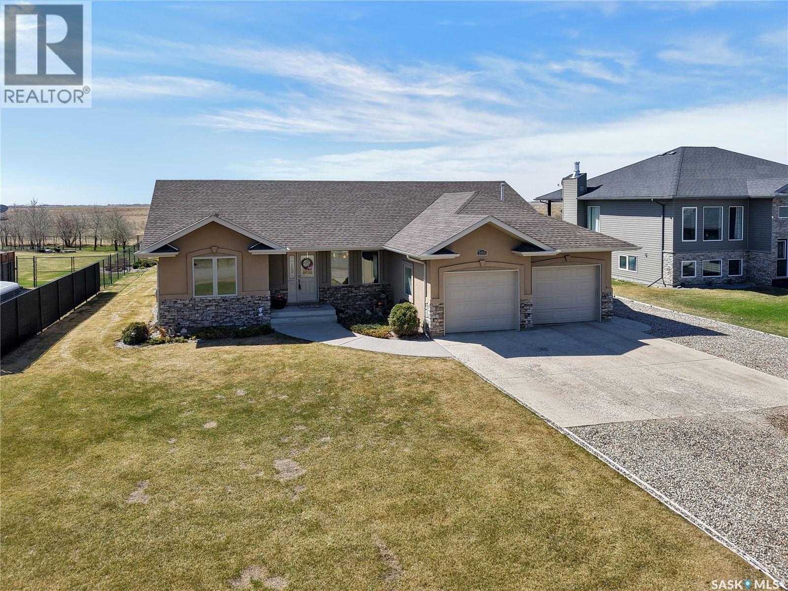 205 Prairie View COURT